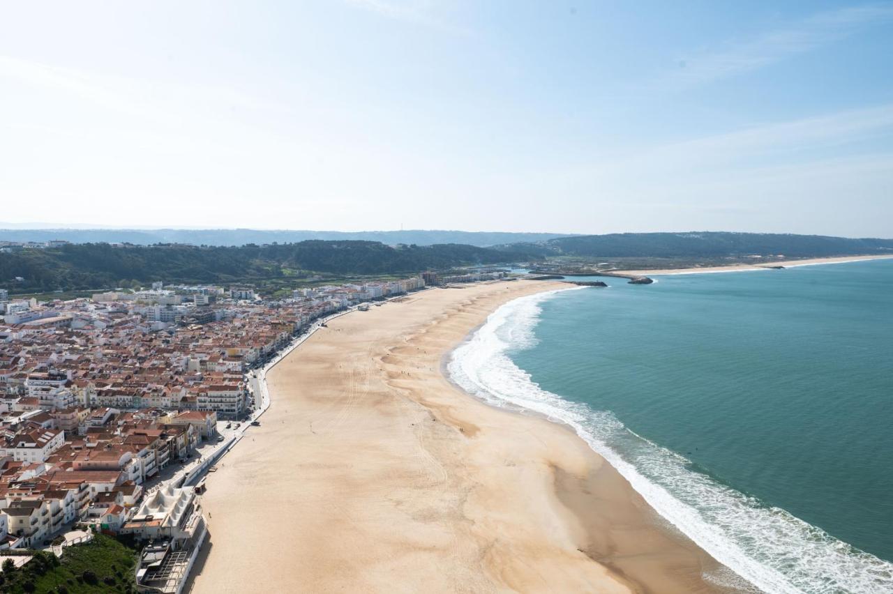 Bayview Nazare A Sua Casa A Beira Mar - 20 Mt Da Praia E Da Famosa Bola Nivea Екстер'єр фото
